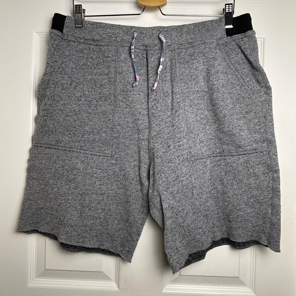 Marine Layer Mens XL Grey French Terry Sweat Shorts Floral Back Pocket Lounge